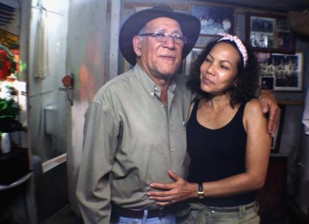 La destacada actriz Luisa María Jiménez ha realizado entrenamientos en equitación con su esposo, Miguel Ginarte, director del Centro Fílmico de Cubanacán.