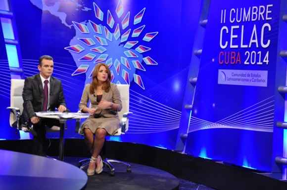 Froilán Arencibia y Cristina Escobar: excelente cobertura. Foto: Roberto Garaycoa/ Cubadebate