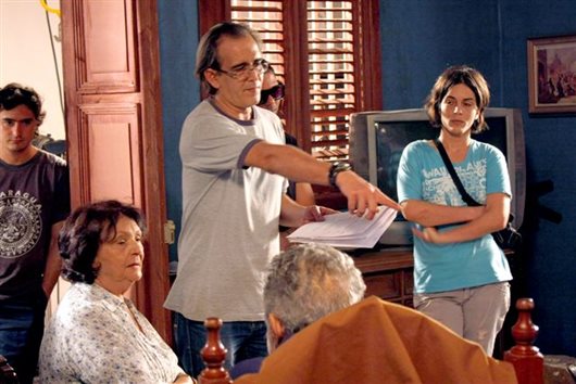 Escenas de la serie La otra esquina. 