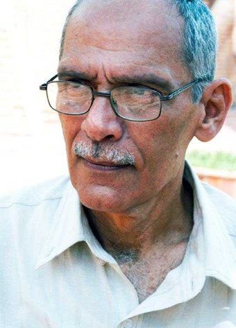 El profesor Eduardo Morales destaca la importancia de la crítica cultural sobre los medios