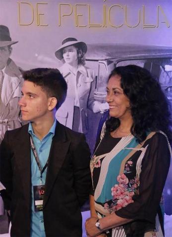 Alina meses atrás, junto al actor Armando Valdés (Chala, en Conducta), durante el 18 Festival Internacional de Cine de Punta del Este. - See more at: http://www.cubacontemporanea.com/noticias/13010-alina-una-llave-para-el-talento-y-la-amistad#sthash.9wL4Y4eV.dpuf
