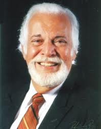 José Corrales actor  y locutor cubano
