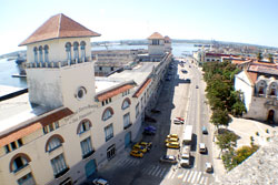 Regresa el programa Andar La Habana, en el cual el historiador de la ciudad, Eusebio Leal, recrea historias sobre la arquitectura, y otros temas del entorno capitalino (FOTO: JORGE VALIENTE)