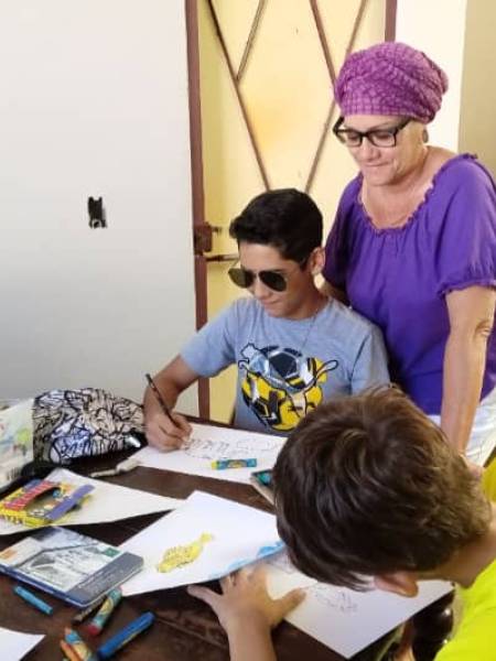 Los cuentos de la tía Lí: La magia de crear con niños