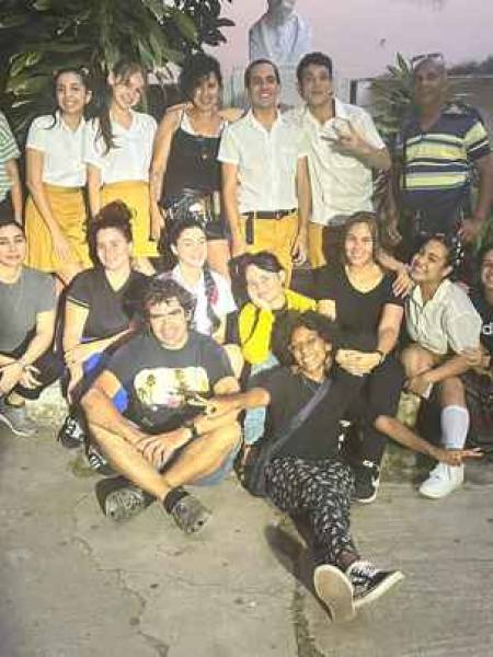 Una historia de amor iniciará el verano en “Una calle, mil caminos”