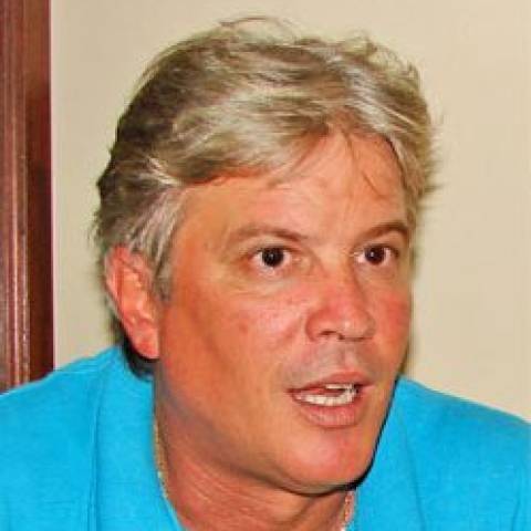 Rolando Peña