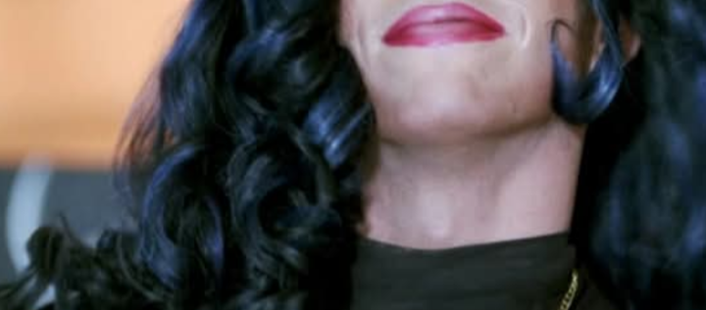 Transformismo, cabaret y segundas oportunidades en Regreso al corazón