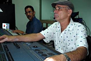 Pedro Anido Palenzuela: Diseñador de luces y colores de la Televisión Cubana